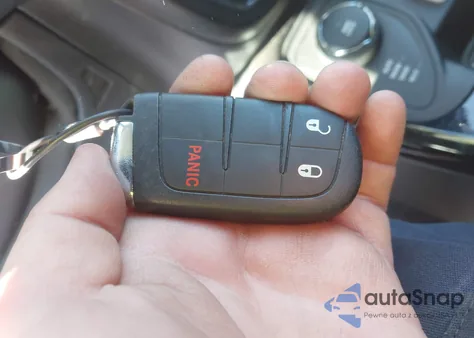 2021 Jeep Compass Limited 4X4 z USA, uszkodzony, nr VIN 3C4NJDCB9MT572541